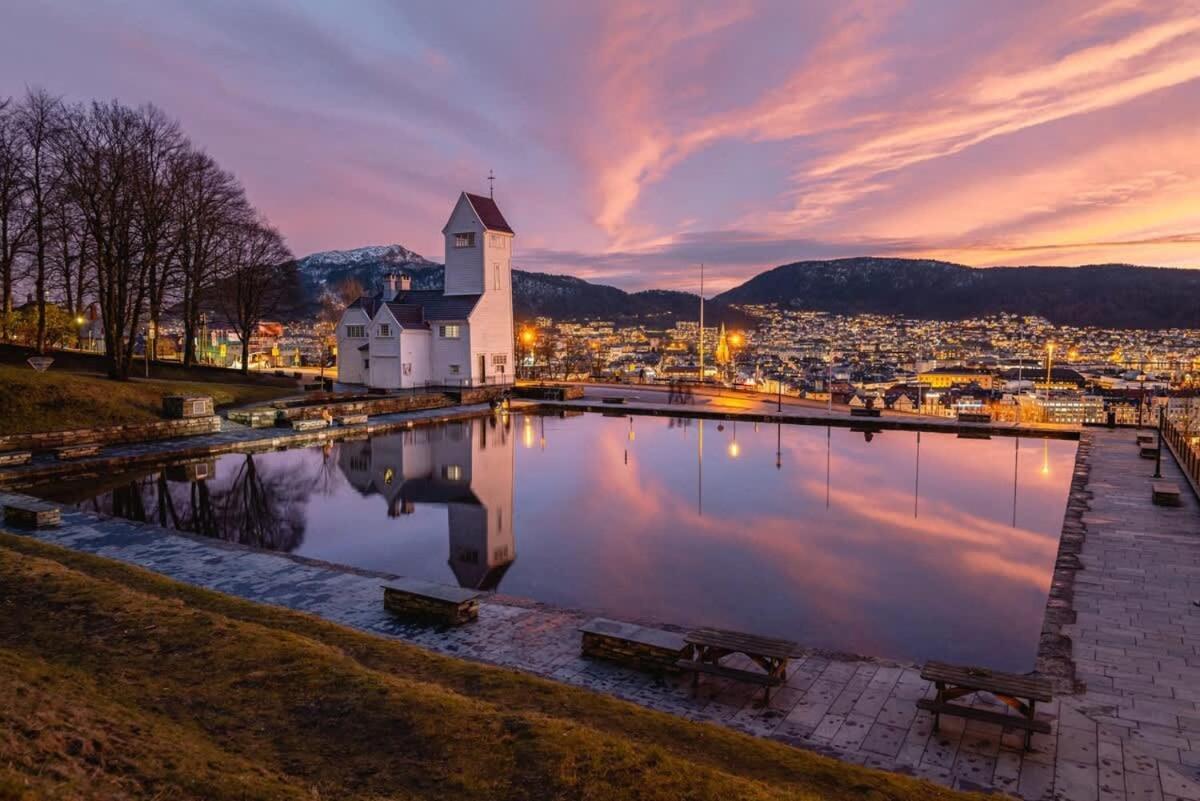 Dinbnb Apartments I 350M To Bryggen I Renovated 2023 I Quiet Top Apart Bergen Eksteriør billede